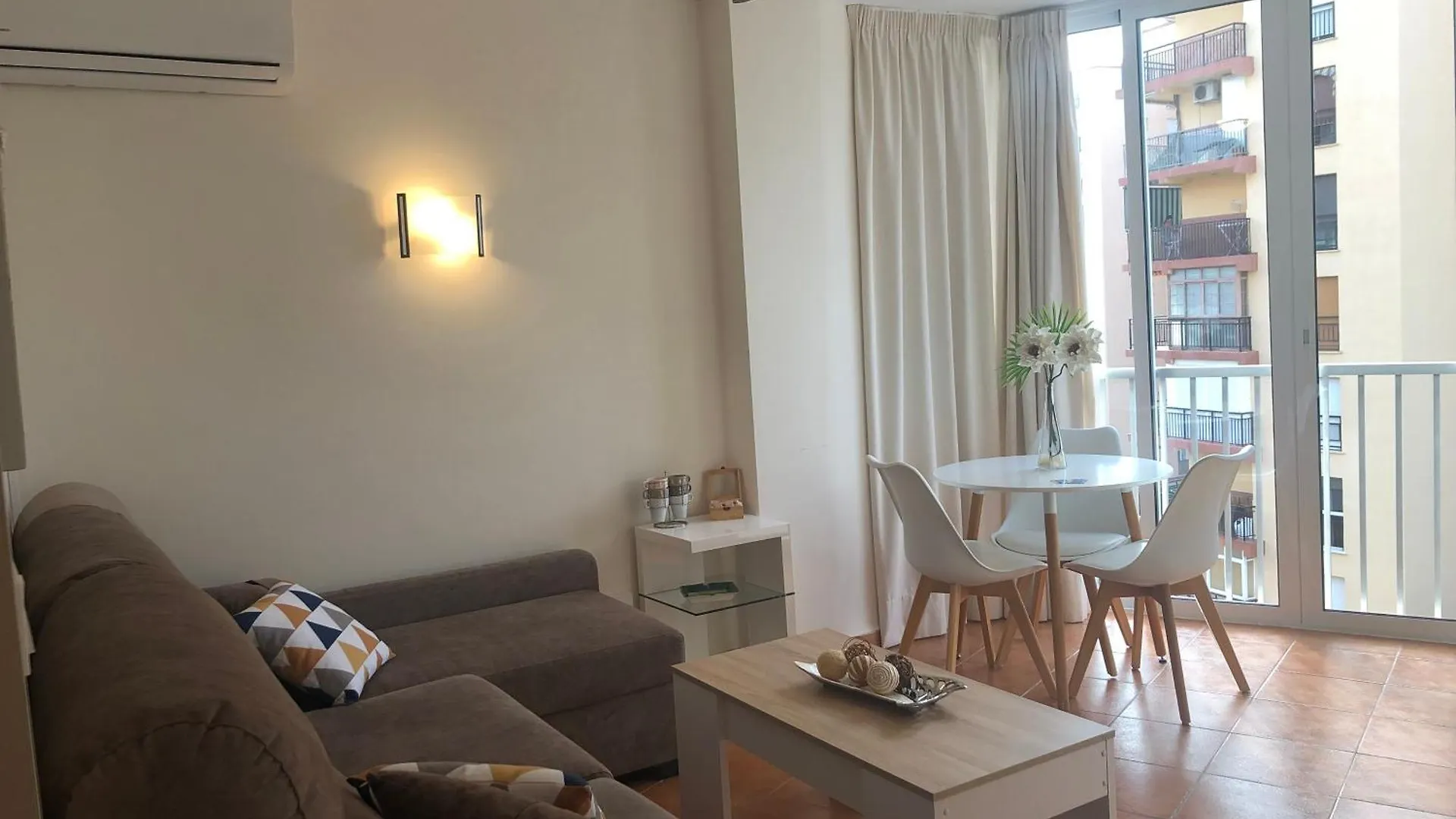 Apartment Apartamento En Primera Linea De Playa, Playamar Torremolinos